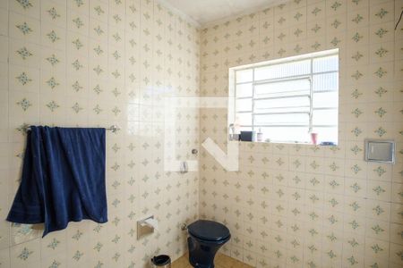 Casa para alugar com 500m², 3 quartos e sem vagaBanheiro piso superior