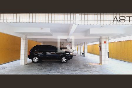 Apartamento para alugar com 42m², 1 quarto e 1 vaga Apartamento para alugar com 42m², 1 quarto e 1 vagaGaragem