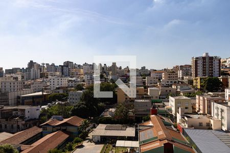 Vista da Suíte de apartamento para alugar com 3 quartos, 77m² em Nova Suíça, Belo Horizonte
