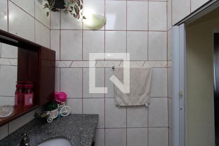 Banheiro 1 de casa à venda com 3 quartos, 120m² em Vila Nivi, São Paulo