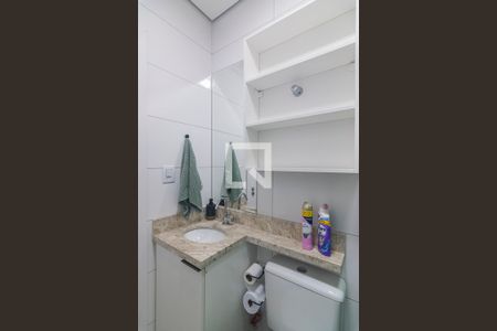 Banheiro da Suite de apartamento para alugar com 2 quartos, 120m² em Vila Camilópolis, Santo André