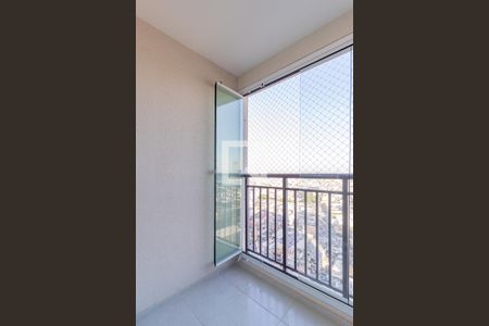 Sacada de apartamento para alugar com 2 quartos, 37m² em Jardim Copiuva, Carapicuíba