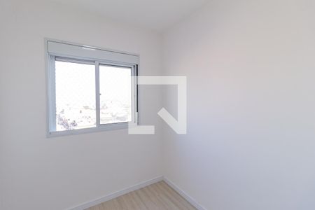 Quarto 2 de apartamento para alugar com 2 quartos, 37m² em Jardim Copiuva, Carapicuíba