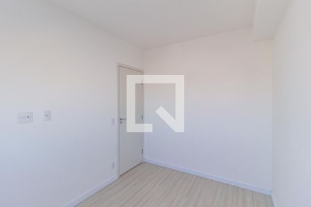 Quarto 1 de apartamento para alugar com 2 quartos, 37m² em Jardim Copiuva, Carapicuíba
