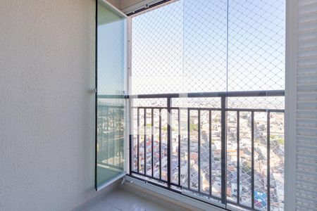 Sacada de apartamento para alugar com 2 quartos, 37m² em Jardim Copiuva, Carapicuíba
