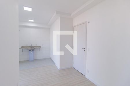 Sala de apartamento para alugar com 2 quartos, 37m² em Jardim Copiuva, Carapicuíba