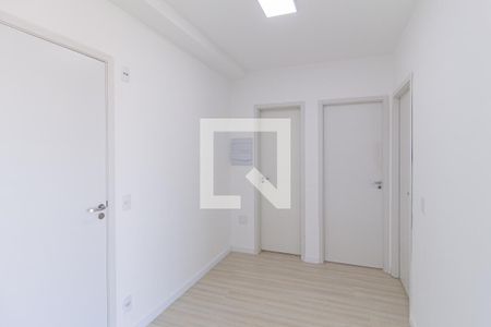 Sala de apartamento para alugar com 2 quartos, 37m² em Jardim Copiuva, Carapicuíba