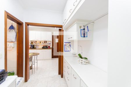 Apartamento para alugar com 130m², 3 quartos e 2 vagasDespensa