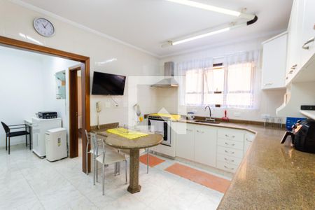 Apartamento para alugar com 130m², 3 quartos e 2 vagasCozinha