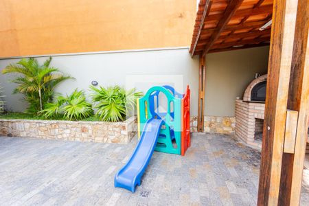 Apartamento para alugar com 130m², 3 quartos e 2 vagasÁrea Comum - Playground