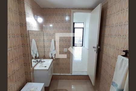 Banheiro da Suíte 1 de apartamento à venda com 2 quartos, 150m² em Ipanema, Rio de Janeiro
