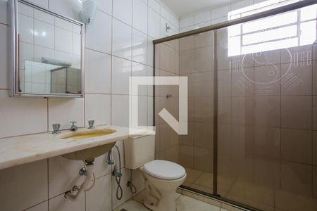 Banheiro de apartamento para alugar com 3 quartos, 87m² em Sarandi, Porto Alegre