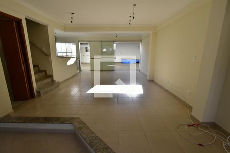 Sala de casa de condomínio para alugar com 4 quartos, 175m² em Parque Imperador, Campinas