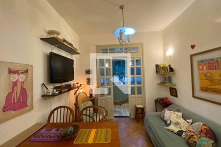 Sala  de apartamento para alugar com 2 quartos, 58m² em Laranjeiras, Rio de Janeiro
