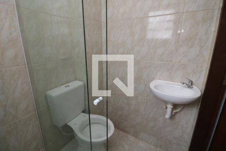 Casa de condomínio para alugar com 113m², 3 quartos e 2 vagasBanheiro da Suíte