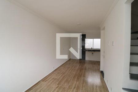 Sala de casa de condomínio para alugar com 3 quartos, 113m² em Vila Formosa, São Paulo