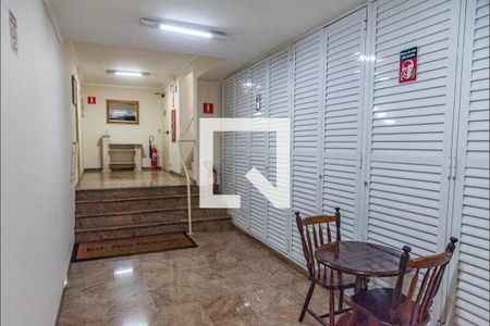 Apartamento à venda com 70m², 2 quartos e 1 vagaHall de entrada