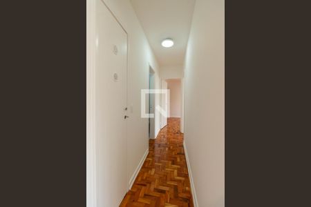 Apartamento à venda com 70m², 2 quartos e 1 vagaCorredor do apartamento