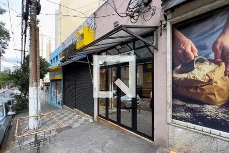 Apartamento à venda com 70m², 2 quartos e 1 vagaFachada e portaria