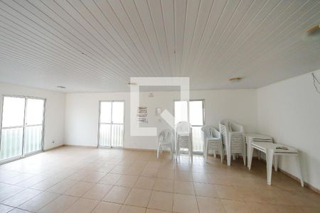 Apartamento para alugar com 49m², 2 quartos e 1 vaga Apartamento para alugar com 49m², 2 quartos e 1 vagaÁrea comum - Salão de festas