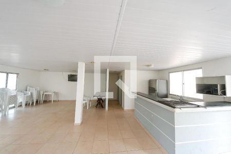 Apartamento para alugar com 49m², 2 quartos e 1 vaga Apartamento para alugar com 49m², 2 quartos e 1 vagaÁrea comum - Salão de festas