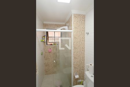 Casa de condomínio à venda com 130m², 4 quartos e 5 vagasBanheiro