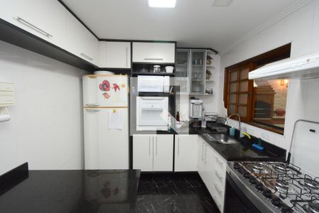 Casa de condomínio à venda com 130m², 4 quartos e 5 vagasCozinha
