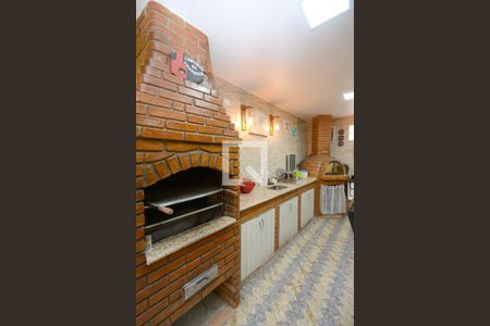 Casa de condomínio à venda com 130m², 4 quartos e 5 vagasEspaço Gourmet