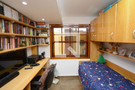 Casa de condomínio à venda com 130m², 4 quartos e 5 vagasQuarto 3 - Suíte