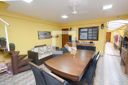 Casa de condomínio à venda com 130m², 4 quartos e 5 vagasEspaço Gourmet