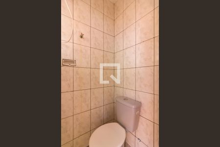 Casa para alugar com 185m², 4 quartos e 2 vagasBanheiro de serviço