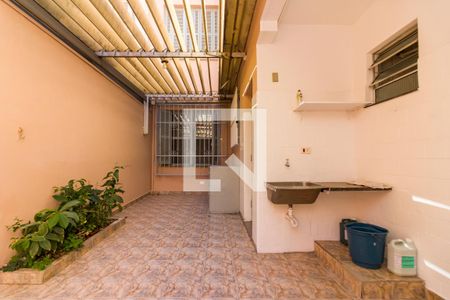 Casa para alugar com 185m², 4 quartos e 2 vagasQuintal