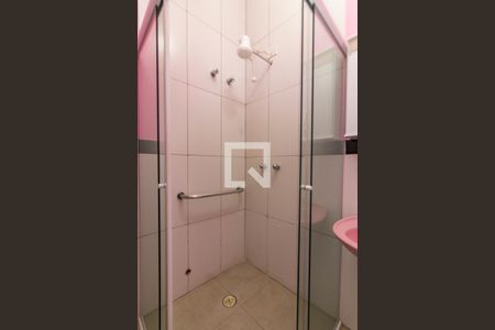 Casa para alugar com 185m², 4 quartos e 2 vagasBanheiro 1