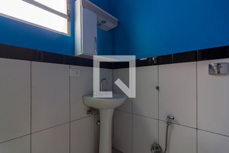 Casa para alugar com 185m², 4 quartos e 2 vagasBanheiro 2