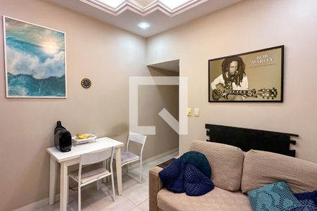 Sala de apartamento à venda com 1 quarto, 42m² em Copacabana, Rio de Janeiro