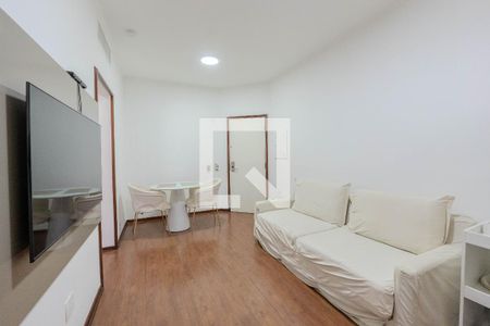 Sala/Cozinha de apartamento para alugar com 1 quarto, 40m² em Consolação, São Paulo