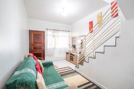 Sala de Estar de casa à venda com 2 quartos, 150m² em Cipava, Osasco