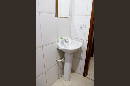 Casa à venda com 125m², 2 quartos e 2 vagas Casa à venda com 125m², 2 quartos e 2 vagasBanheiro