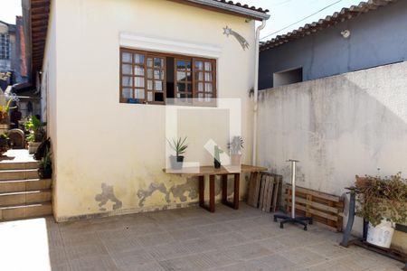 Casa à venda com 125m², 2 quartos e 2 vagas Casa à venda com 125m², 2 quartos e 2 vagasGaragem