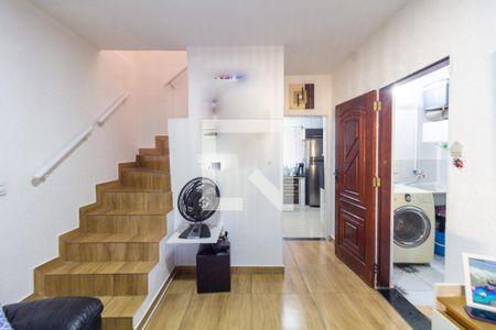 Sala de casa para alugar com 2 quartos, 80m² em Rochdale, Osasco