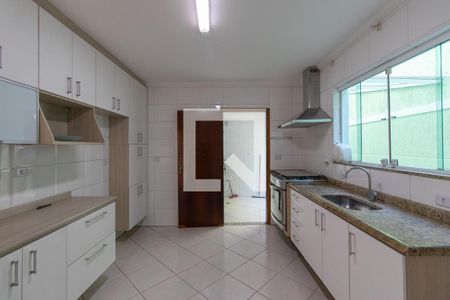 Casa à venda com 120m², 3 quartos e 2 vagas Casa à venda com 120m², 3 quartos e 2 vagasCozinha