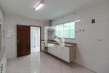 Casa à venda com 120m², 3 quartos e 2 vagas Casa à venda com 120m², 3 quartos e 2 vagasCozinha