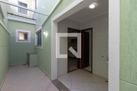 Casa à venda com 120m², 3 quartos e 2 vagas Casa à venda com 120m², 3 quartos e 2 vagasQuintal