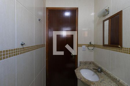Casa à venda com 120m², 3 quartos e 2 vagas Casa à venda com 120m², 3 quartos e 2 vagasBanheiro Social