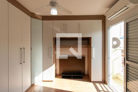 Casa à venda com 120m², 3 quartos e 2 vagas Casa à venda com 120m², 3 quartos e 2 vagasQuarto Suíte