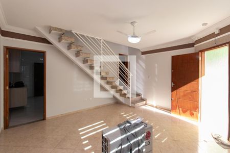 Sala de casa para alugar com 3 quartos, 120m² em Vila Nova Mazzei, São Paulo