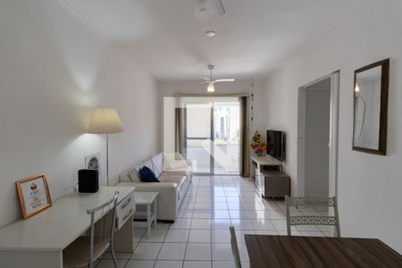 Sala de apartamento para alugar com 1 quarto, 67m² em Pitangueiras, Guarujá