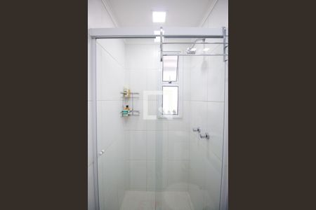 Banheiro de apartamento para alugar com 3 quartos, 64m² em Vila Praia, São Paulo