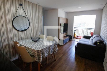 Sala de apartamento para alugar com 3 quartos, 64m² em Vila Praia, São Paulo