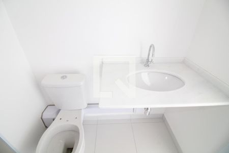 Banheiro de kitnet/studio à venda com 1 quarto, 27m² em Santo Amaro, São Paulo